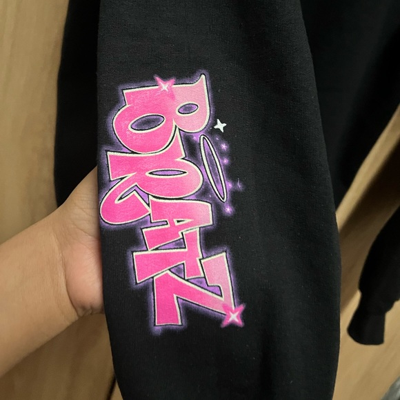 Bratz Crew Neck sweater - Picture 2 of 3